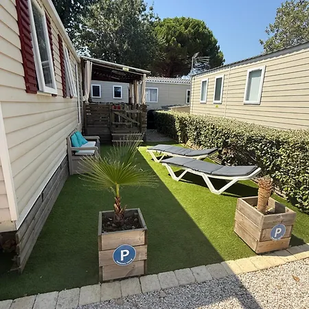 La Carabasse 4 étoiles Mobilhome 6 Personnes, 3 Confort Vias