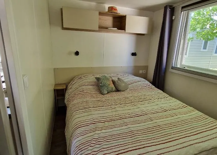 Campingplatz La Carabasse 4 Etoiles Mobilhome 6 Personnes, 3 Confort Vias