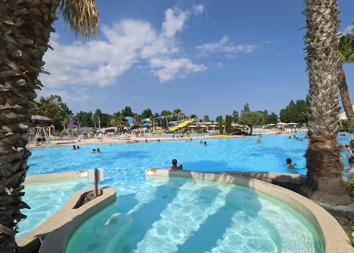 Campingplatz La Carabasse 4 Etoiles Mobilhome 6 Personnes, 3 Confort *
