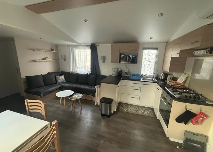 La Carabasse 4 Etoiles Mobilhome 6 Personnes, 3 Confort